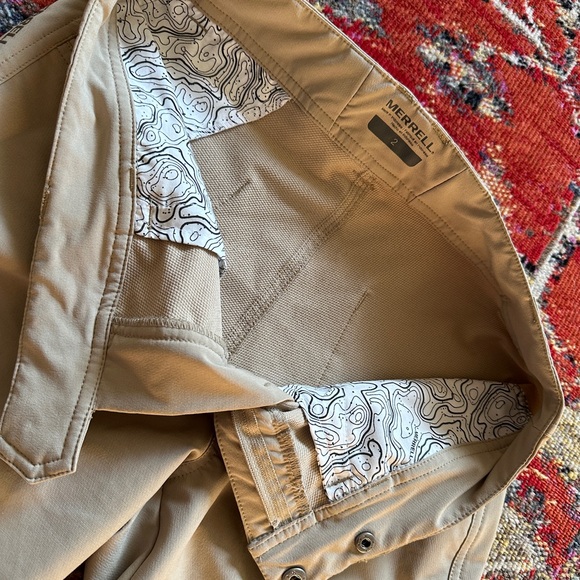 Merrell Tan Shorts - Picture 3 of 9